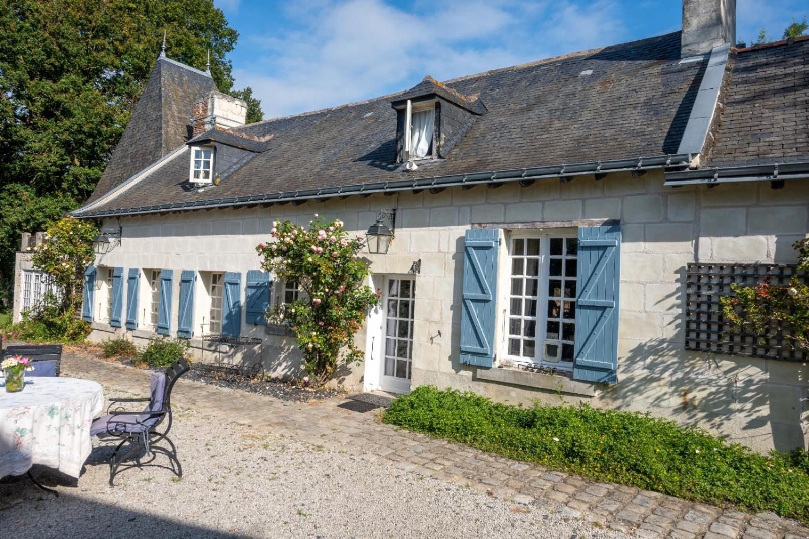 Le Mouton Bed & Breakfast Blaison Exterior photo